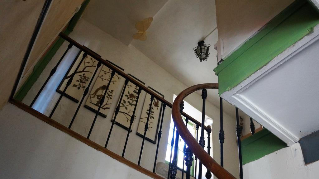Arthonnay La Grille Fleurie, Chambres D'Hote Chez L'Habitant المظهر الخارجي الصورة